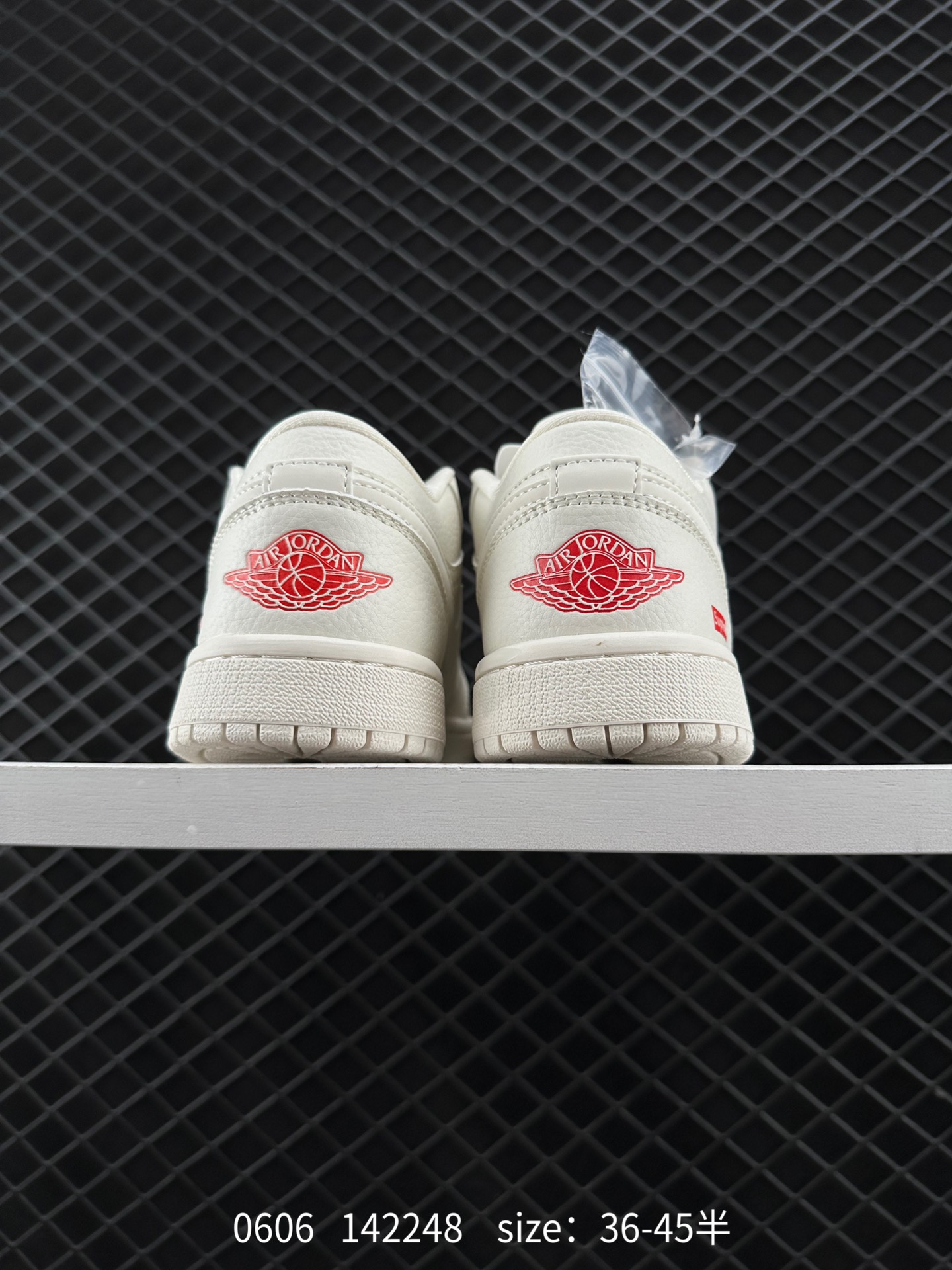 Air Jordan 1 Low AJ1